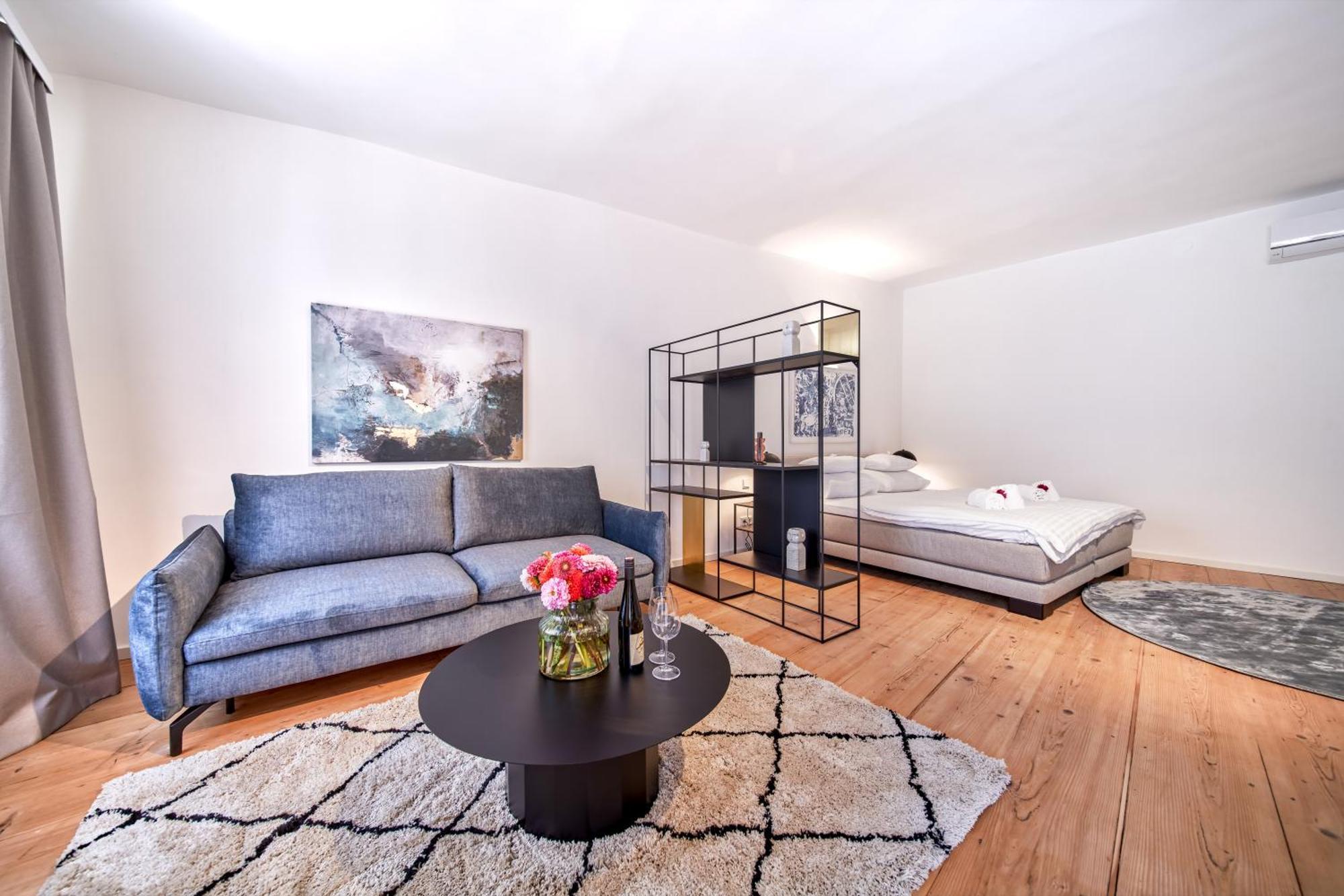 Smile Apartments "Lesehof" Krems an der Donau Zimmer foto